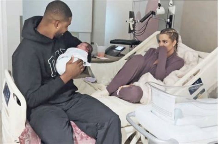 
Tristan Thompson Was Seen In Greece With A Mystery Woman Surfacing Cheating Allegations 