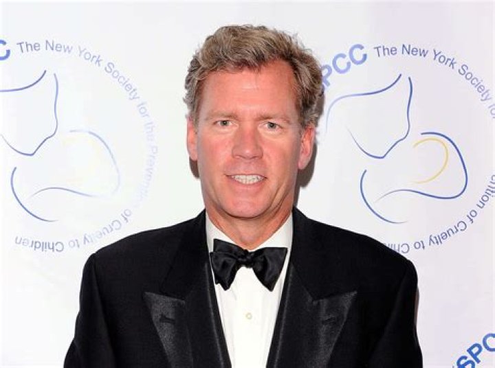 What happened to Chris Hansen (To Catch a Predator)? Arrested